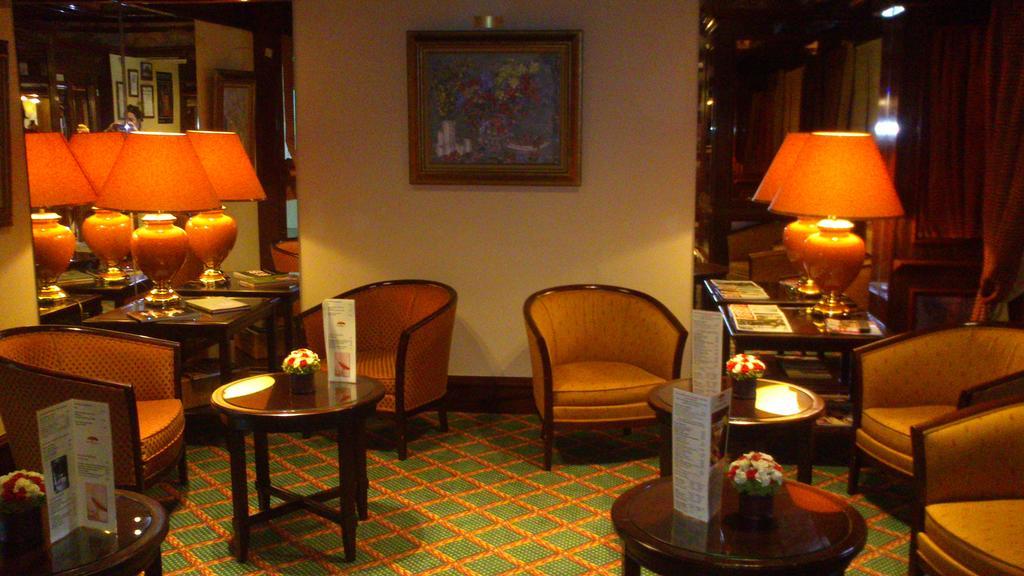 Le Flamboyant Hotel Annecy Luaran gambar