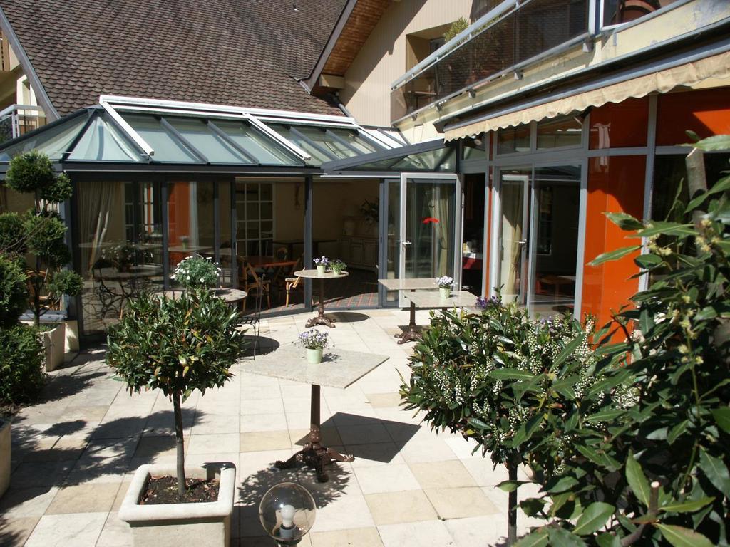 Le Flamboyant Hotel Annecy Luaran gambar