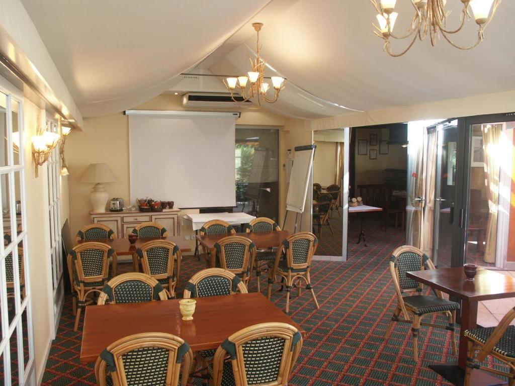Le Flamboyant Hotel Annecy Luaran gambar